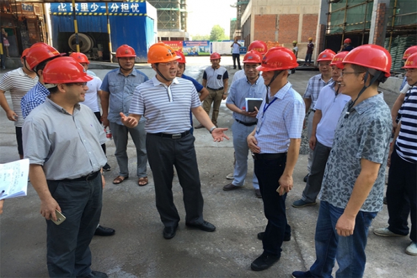 G20峰會環(huán)境質量保障省級督查組蒞臨南城壹號督查指導工作