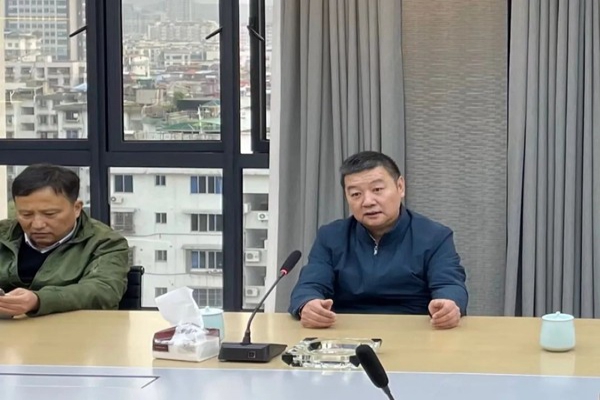 麗水市建設(shè)局黨組書記、局長鐘小松一行到浙江中立建設(shè)有限公司走訪